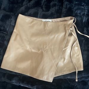 Abercrombie & Fitch Faux Leather Skort Size M